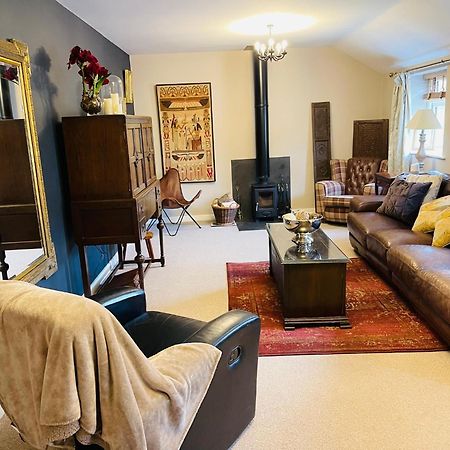 Village Barn Conversion Near York Extérieur photo